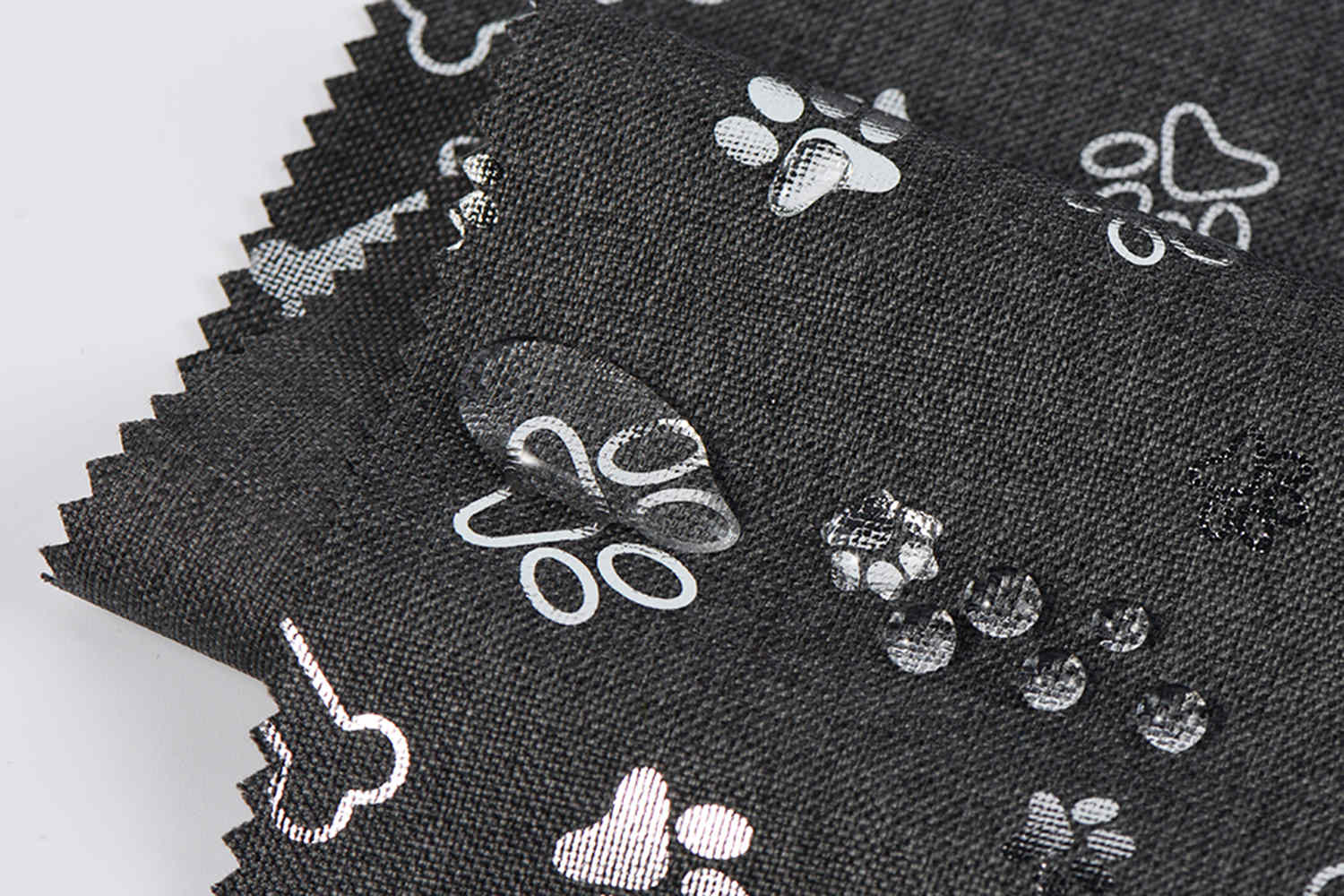 PU acoperită 600d 68t cation cu imprimeu argintiu